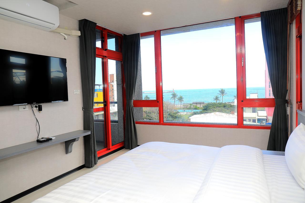 花蓮亮君經典民宿1館加2館民宿-東大門夜市-電梯包棟bright King Homestay Hualien City Luaran gambar